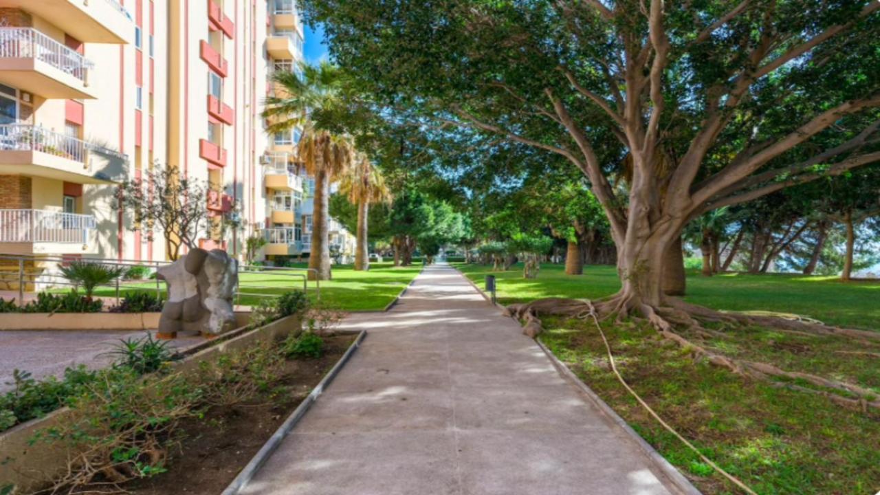 797 Holiday Rentals- Luminoso Estudio En Arroyo De La Miel Бенальмадена Экстерьер фото